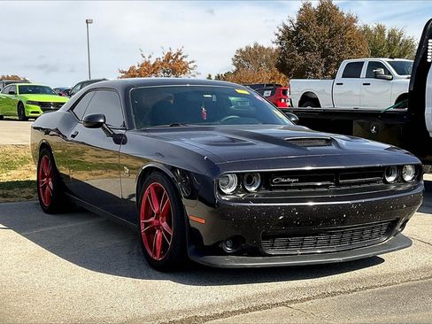 Used 2019 Dodge Challenger R/T Scat Pack w/ 1320 Drag Pack image 2