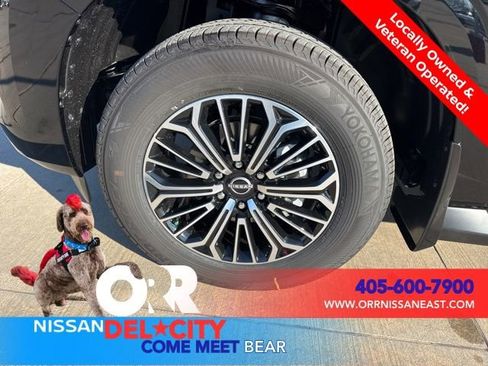New 2026 Nissan Armada SL w/ Captain's Chari Seat Package AWD/4WD image 10