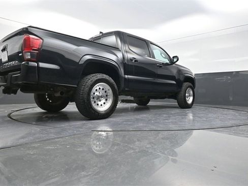 Used 2020 Toyota Tacoma 4x4 Double Cab image 23