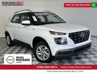 Used 2020 Hyundai Venue SEL FWD video 1