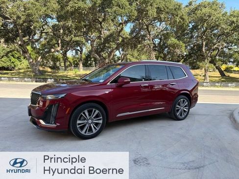 Used 2020 Cadillac XT6 Premium Luxury FWD image 1