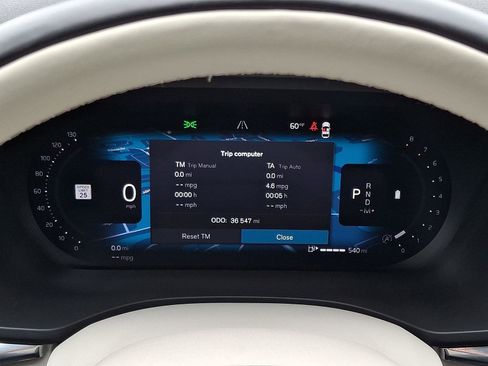 Certified 2023 Volvo XC60 B5 Plus w/ Climate Package AWD/4WD image 22