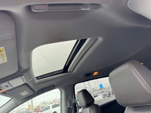 Used 2019 Honda Odyssey EX-L image 19