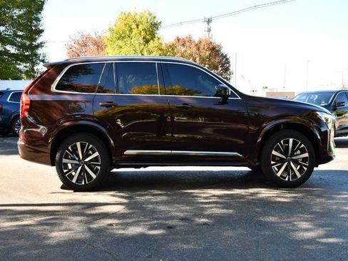 New 2026 Volvo XC90 B5 Core w/ Protection Package Premier AWD/4WD image 8