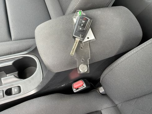 Used 2026 Toyota Corolla LE FWD image 35