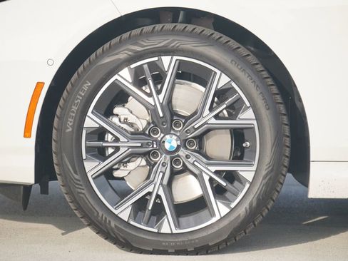 Used 2026 BMW 228i w/ Technology Package FWD image 5