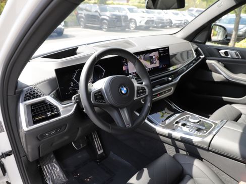 Used 2026 BMW X5 xDrive40i AWD/4WD image 18