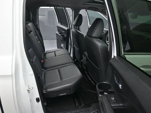 Certified 2025 Honda Ridgeline RTL image 30