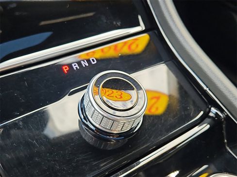 Used 2023 Jeep Grand Cherokee Altitude image 30