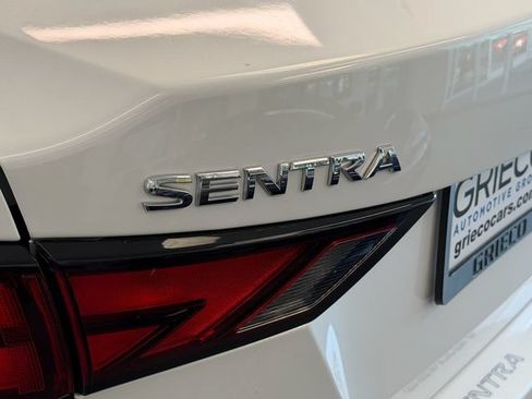 Used 2024 Nissan Sentra SV FWD image 12