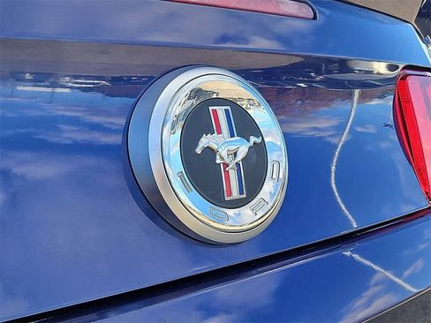 Used 2012 Ford Mustang Premium image 30