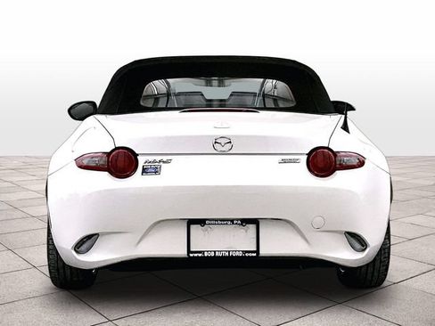 Used 2018 MAZDA MX-5 Miata Grand Touring RWD image 4