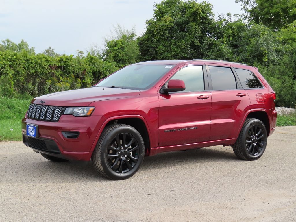 Used 2022 Jeep Grand Cherokee Laredo X AWD/4WD image 23