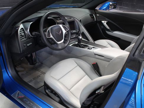 Used 2015 Chevrolet Corvette Stingray Coupe w/ 2LT Preferred Equipment Group image 36