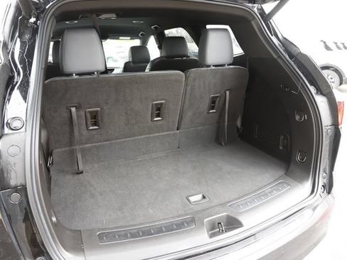 Used 2022 Buick Enclave Essence FWD image 5