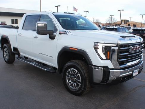 New 2026 GMC Sierra 2500 SLT w/ SLT Premium Package image 9