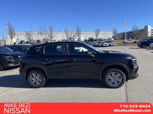 New 2026 Nissan Kicks S image 2