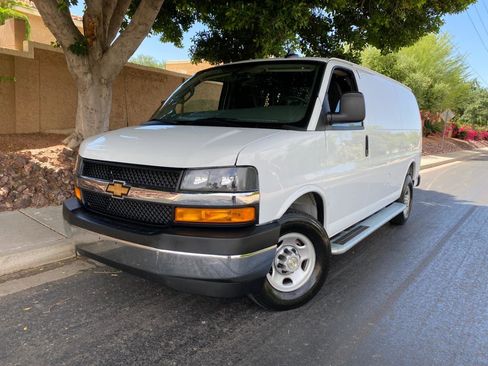 Used 2025 Chevrolet Express 2500 w/ Driver Convenience Package RWD image 50