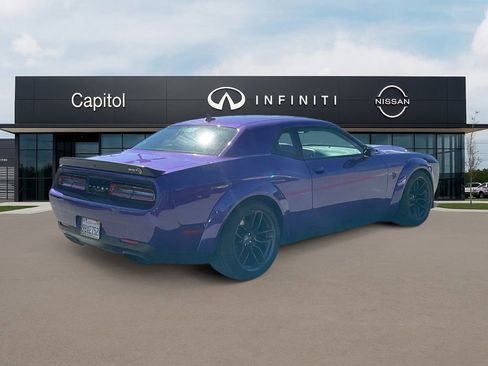 Used 2019 Dodge Challenger SRT Hellcat Redeye image 5