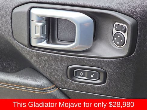 Used 2022 Jeep Gladiator Mojave image 35