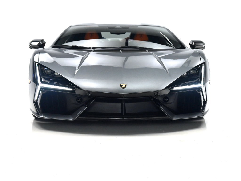 Used 2026 Lamborghini Revuelto AWD/4WD image 2