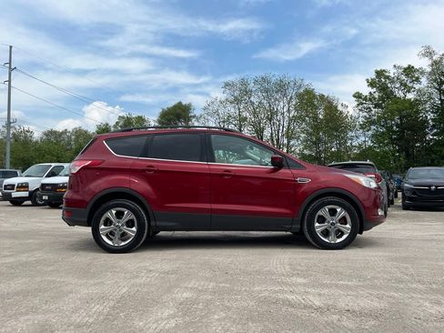 Used 2016 Ford Escape SE w/ Equipment Group 201A AWD/4WD image 6