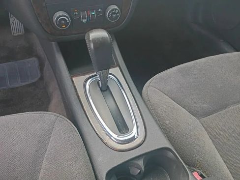 Used 2014 Chevrolet Impala LT FWD image 13
