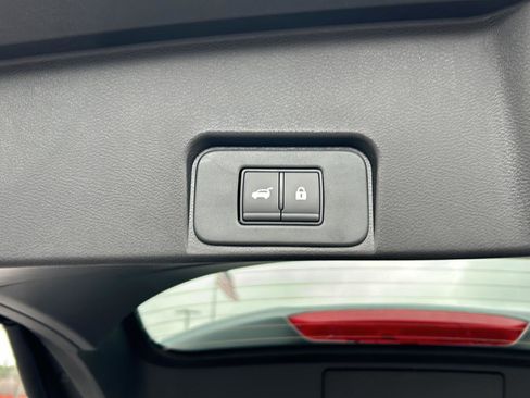 New 2026 Nissan Rogue SV image 7