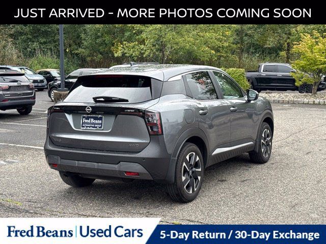 Certified 2025 Nissan Kicks SV AWD/4WD image 8