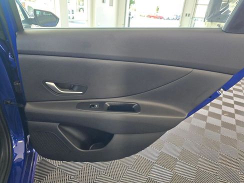 New 2026 Hyundai Elantra SE image 38