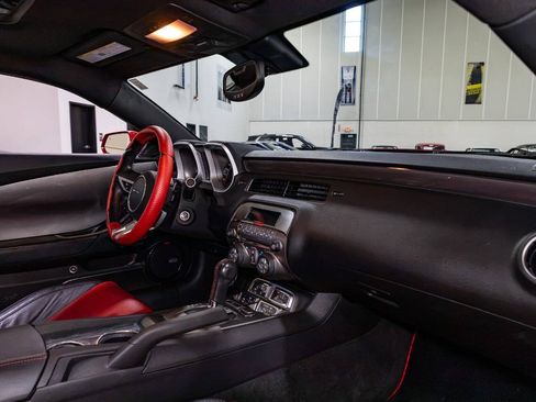 Used 2010 Chevrolet Camaro SS w/ RS Package RWD image 32