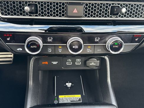 Certified 2023 Honda Civic Sport Touring image 32