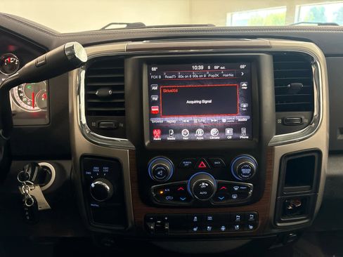 Used 2016 RAM 2500 Laramie AWD/4WD image 17