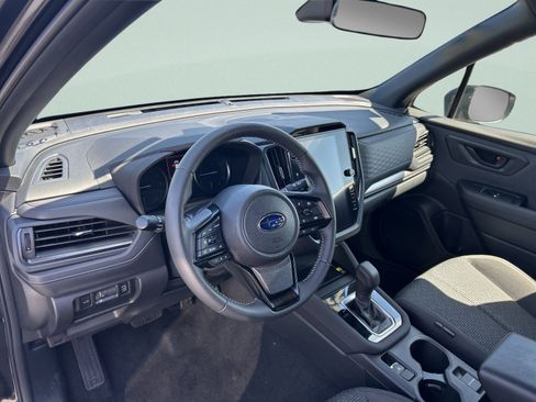 Used 2025 Subaru Forester Premium AWD/4WD image 15