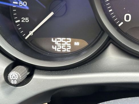 Certified 2026 Porsche Macan AWD/4WD image 22