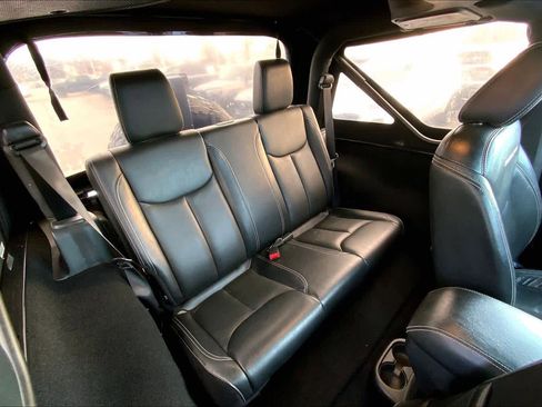 Used 2016 Jeep Wrangler Rubicon image 16