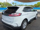 Used 2024 Ford Edge SEL image 4