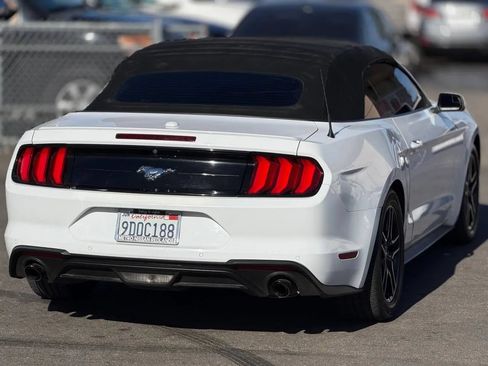 Used 2018 Ford Mustang Premium RWD image 59