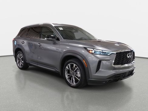 Used 2023 INFINITI QX60 Luxe image 3