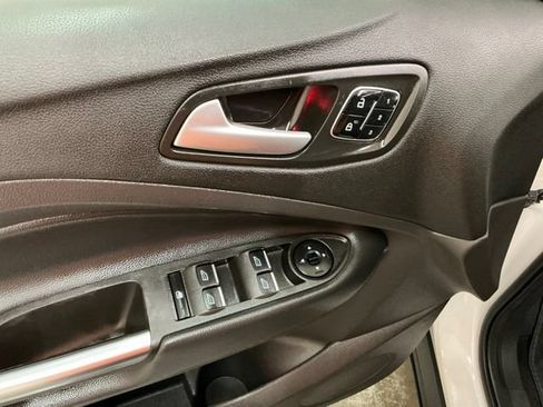 Used 2017 Ford Escape Titanium FWD image 16