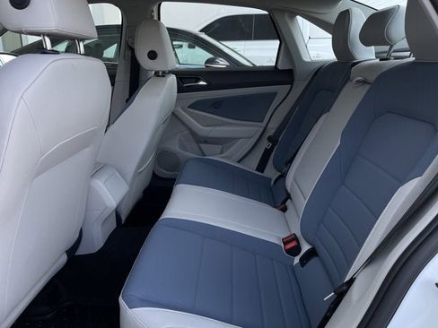 New 2025 Volkswagen Jetta SE image 26