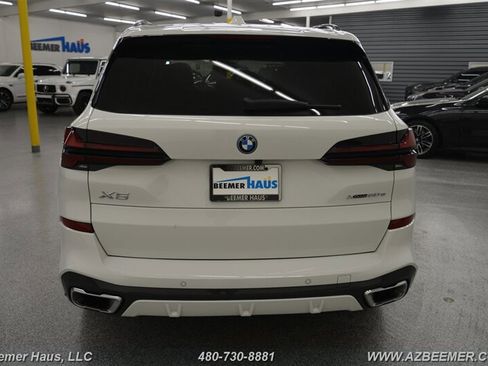Used 2024 BMW X5 xDrive50e w/ M Sport Package image 10