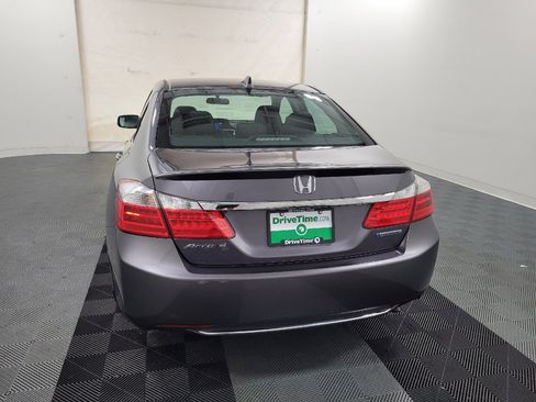 Used 2015 Honda Accord Hybrid Sedan image 6