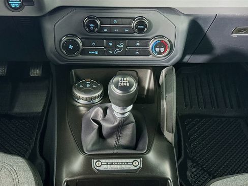 Used 2022 Ford Bronco Big Bend image 35