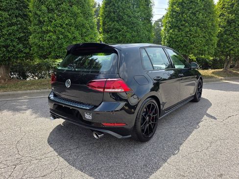 Used 2018 Volkswagen GTI SE FWD image 5