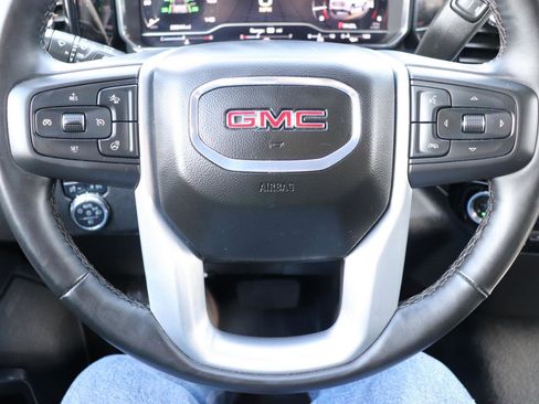 Used 2025 GMC Sierra 1500 SLT AWD/4WD image 29