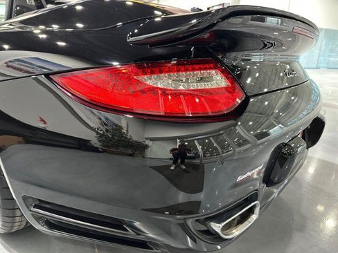 Used 2010 Porsche 911 Turbo AWD/4WD image 38