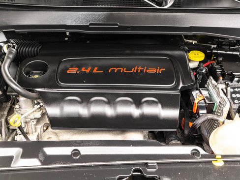 Used 2018 Jeep Compass Latitude image 44