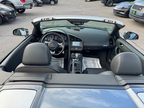 Used 2011 Audi R8 V10 AWD/4WD image 19