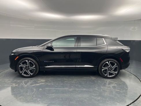 Used 2026 Chevrolet Equinox EV LT w/ Convenience Package II image 4